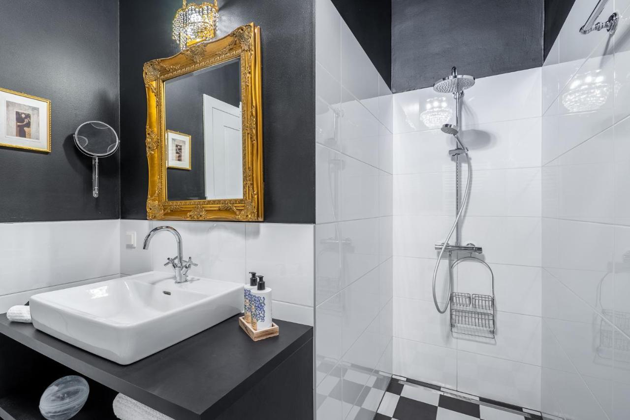 The Kiss - Luxurioeses City Loft Am Naschmarkt Viena Exterior foto